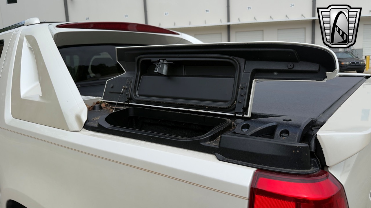 2009 Cadillac Escalade EXT. 14