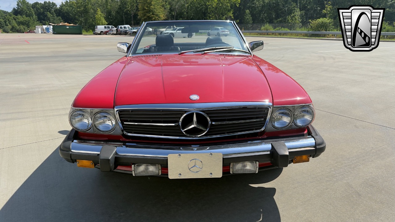 1987 Mercedes-Benz 560SL 33