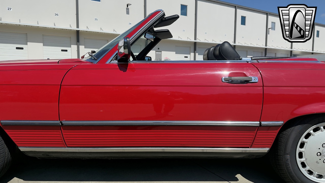 1987 Mercedes-Benz 560SL 58