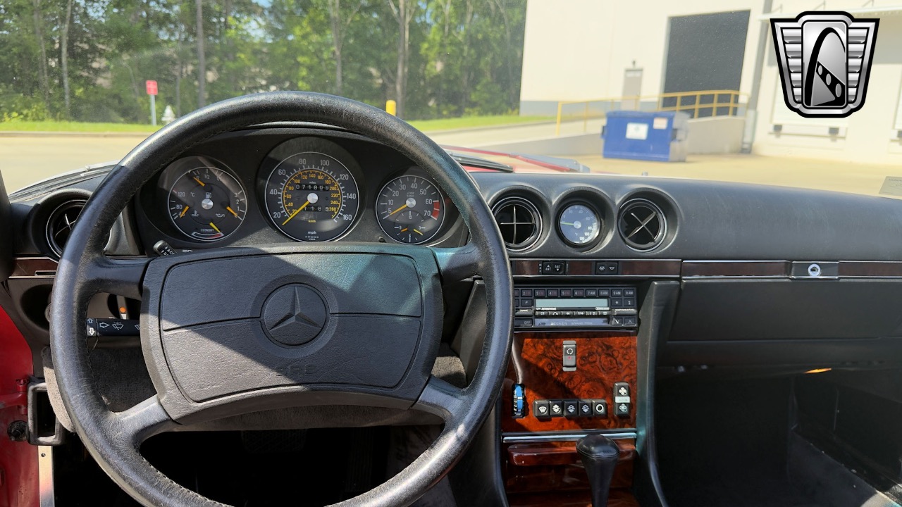1987 Mercedes-Benz 560SL 15