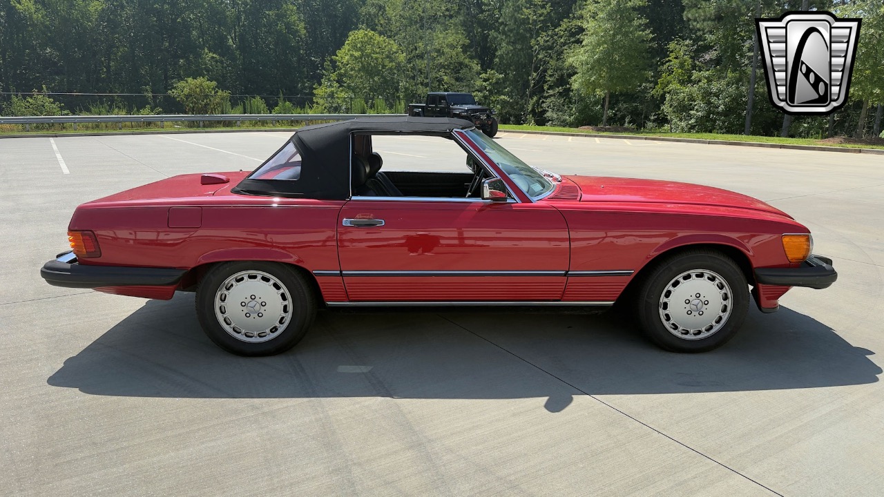 1987 Mercedes-Benz 560SL 27