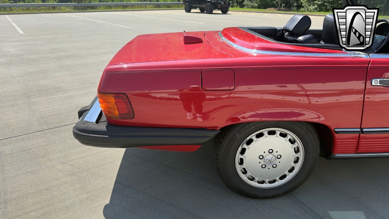 1987 Mercedes-Benz 560SL 67