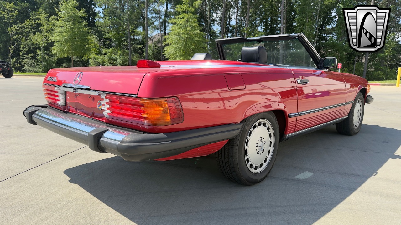 1987 Mercedes-Benz 560SL 2