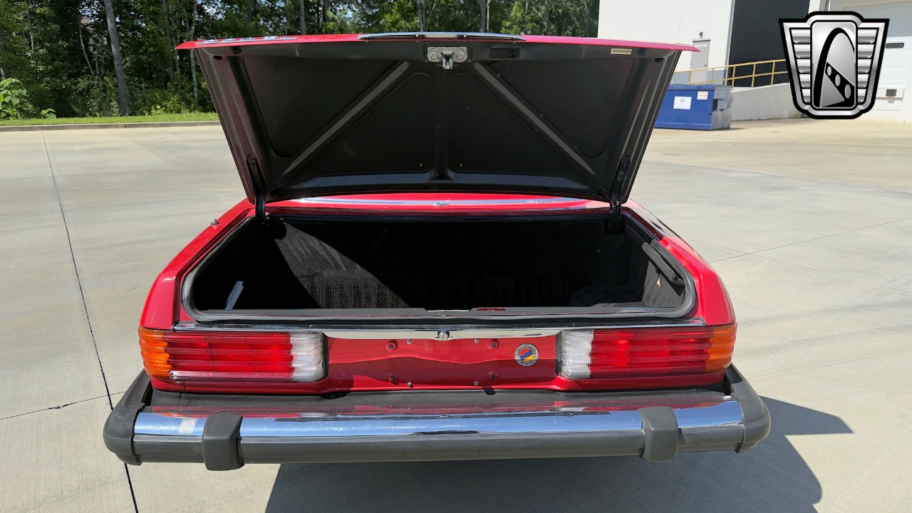 1987 Mercedes-Benz 560SL 11