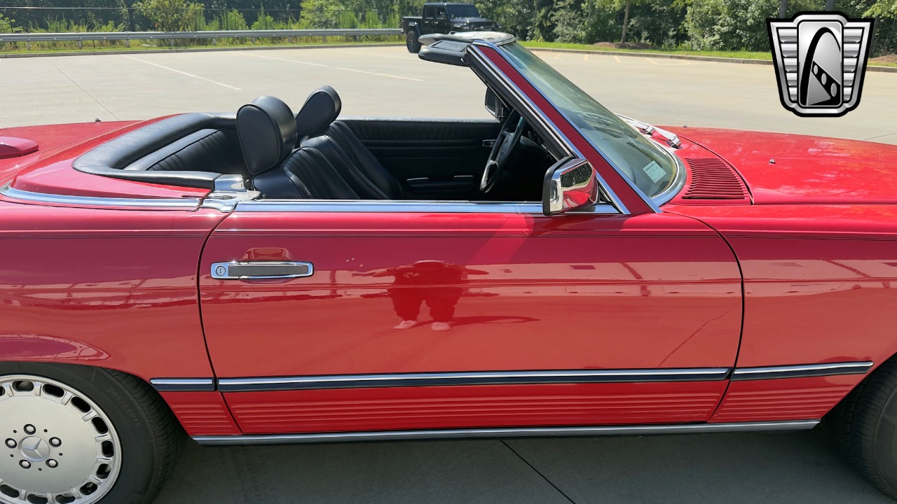 1987 Mercedes-Benz 560SL 70