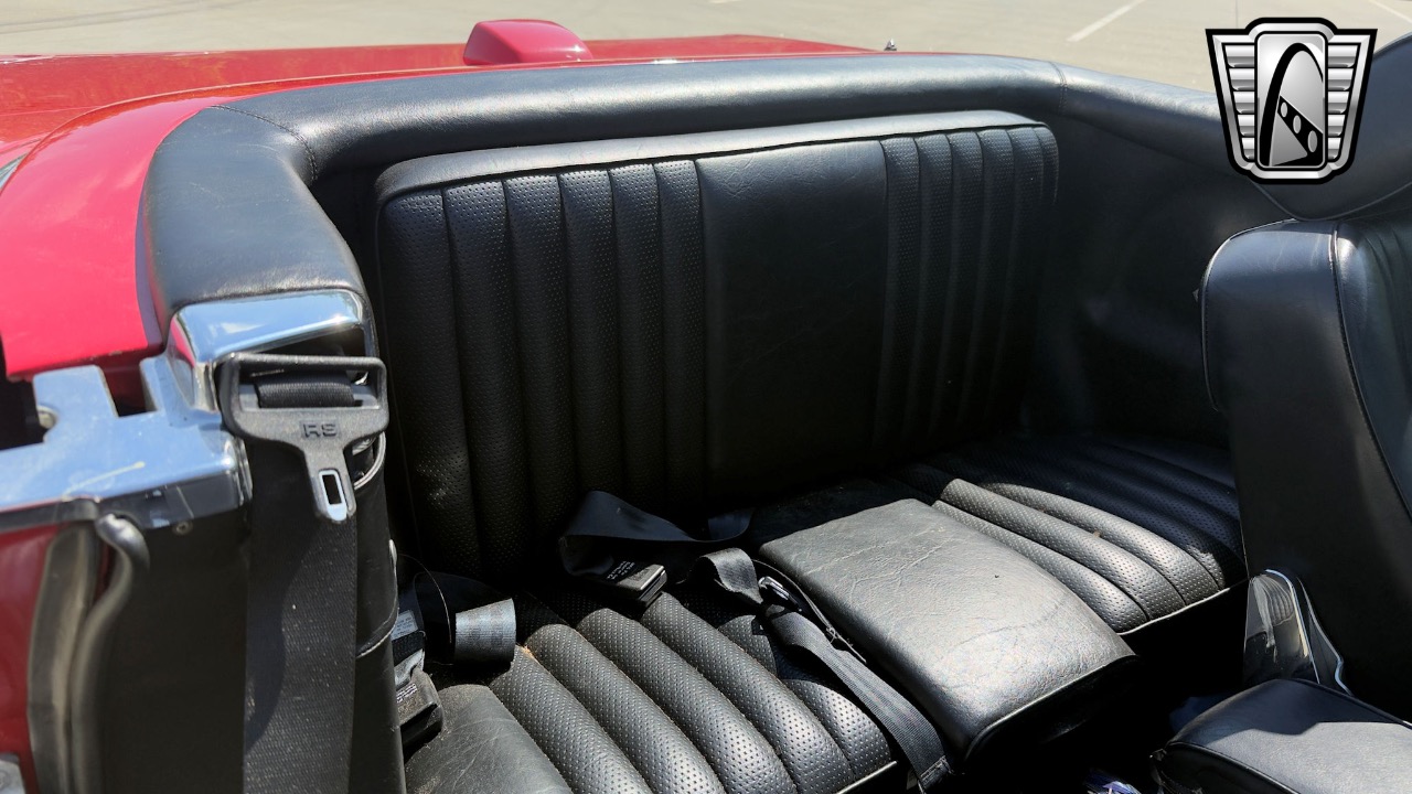 1987 Mercedes-Benz 560SL 19
