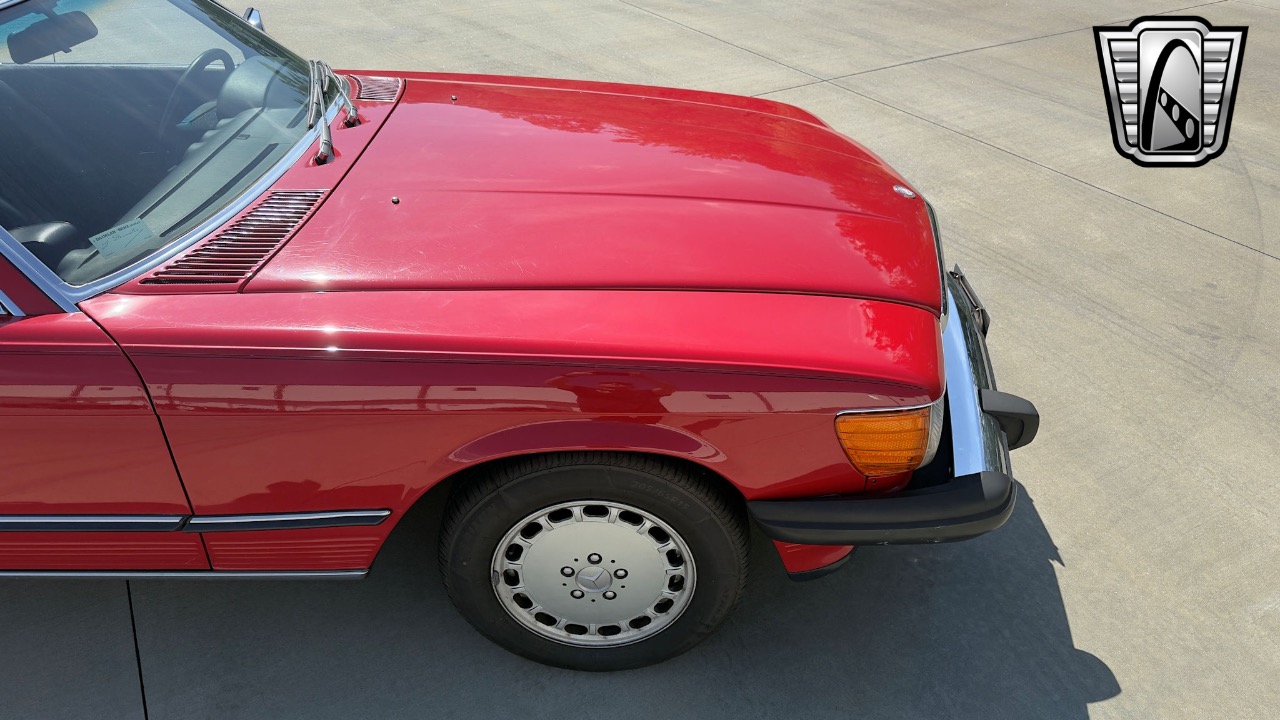 1987 Mercedes-Benz 560SL 74
