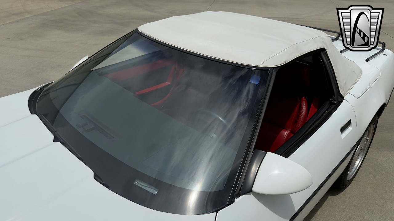 1989 Chevrolet Corvette 26