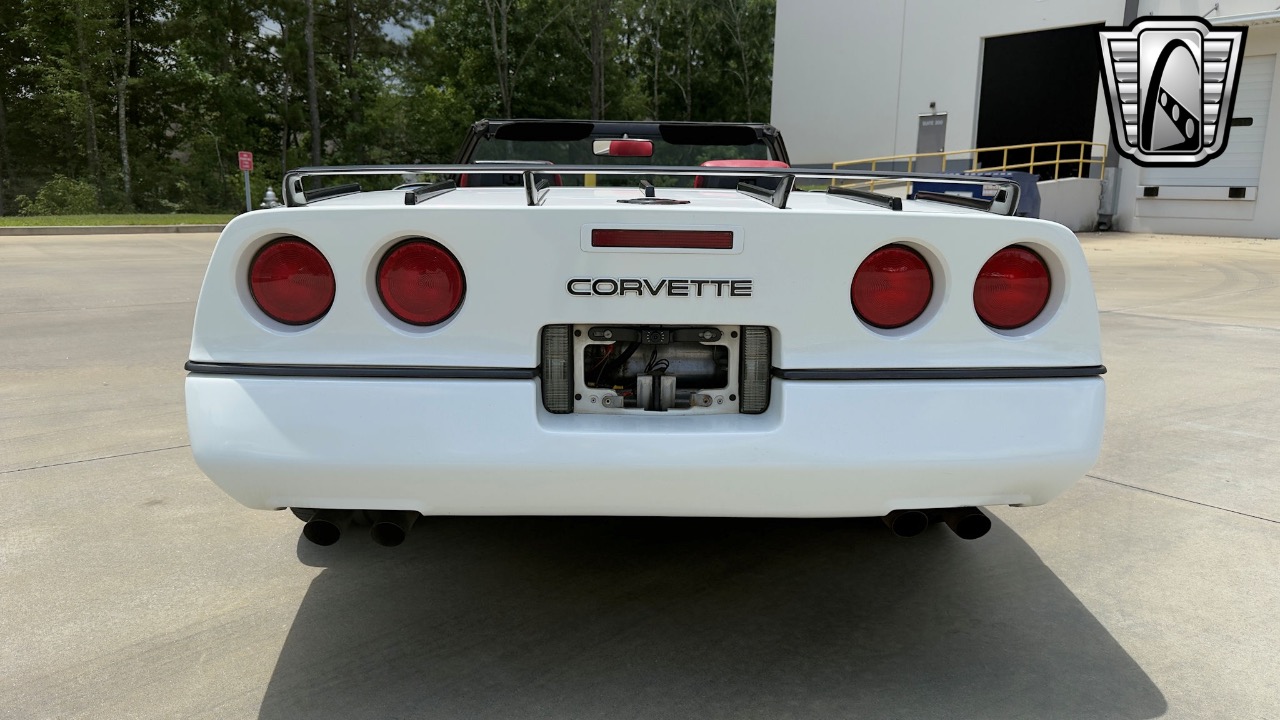 1989 Chevrolet Corvette 3