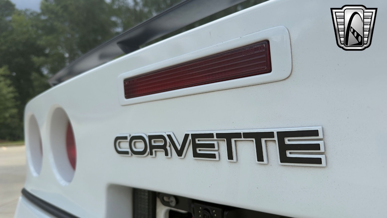 1989 Chevrolet Corvette 19
