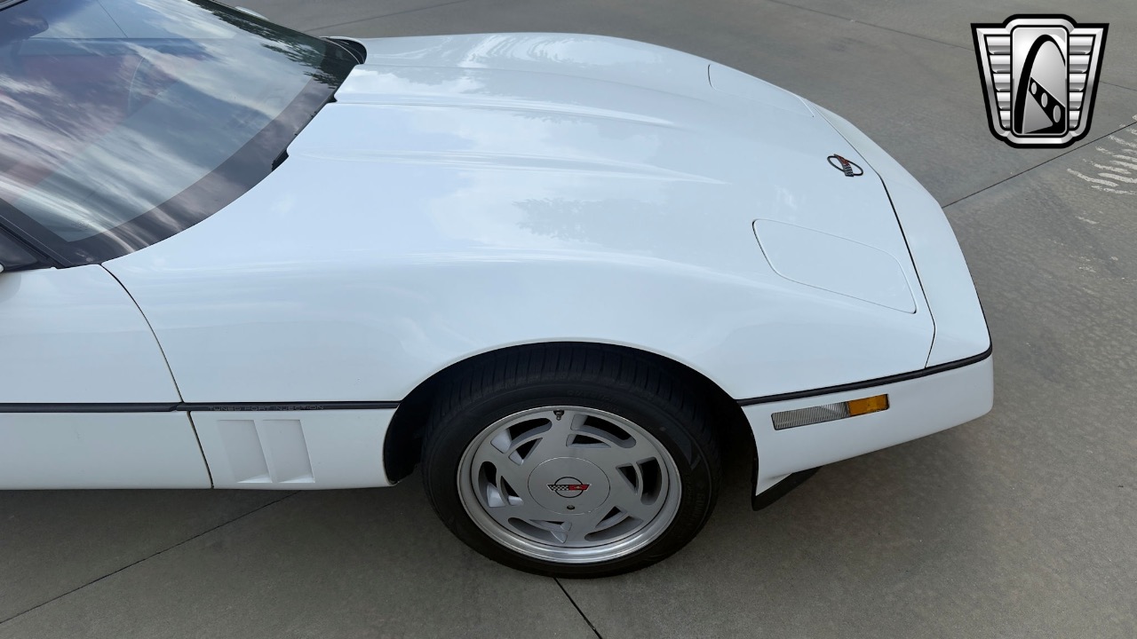1989 Chevrolet Corvette 74
