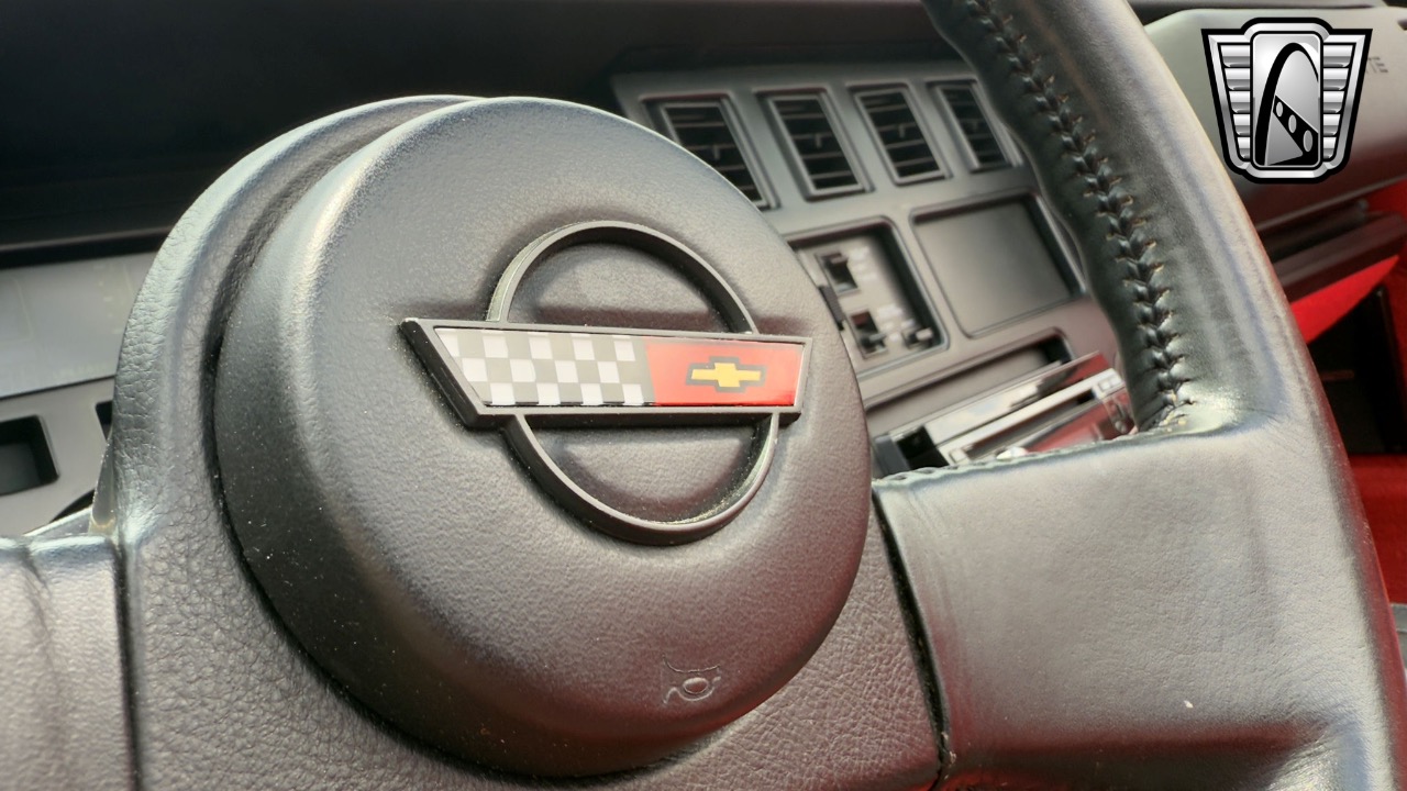 1989 Chevrolet Corvette 21