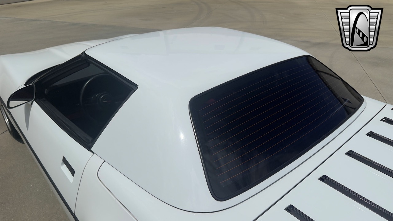 1989 Chevrolet Corvette 31