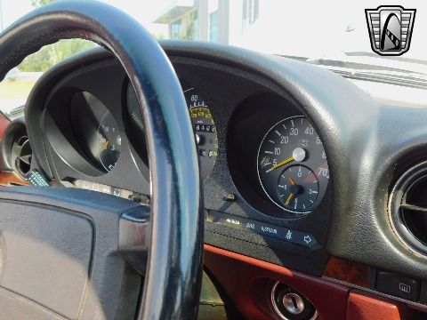 1987 Mercedes-Benz 560SL image 107