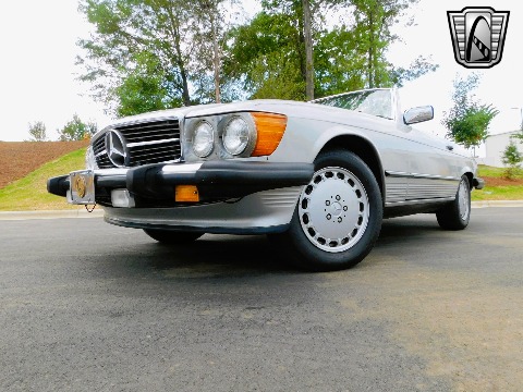 1987 Mercedes-Benz 560SL image 5