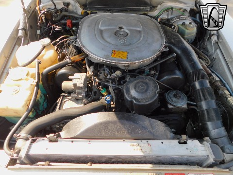 1987 Mercedes-Benz 560SL image 85