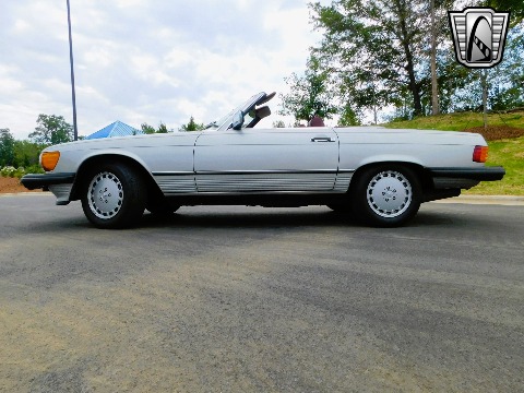 1987 Mercedes-Benz 560SL image 8