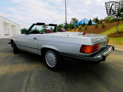 1987 Mercedes-Benz 560SL image 10