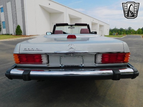 1987 Mercedes-Benz 560SL image 37