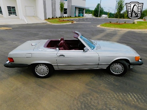 1987 Mercedes-Benz 560SL image 18