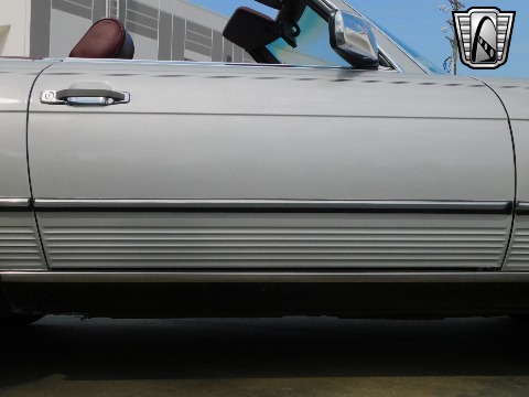 1987 Mercedes-Benz 560SL image 44