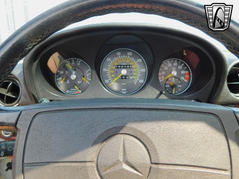 1987 Mercedes-Benz 560SL image 96