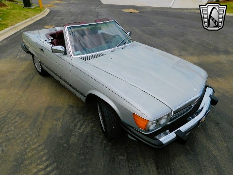 1987 Mercedes-Benz 560SL image 21