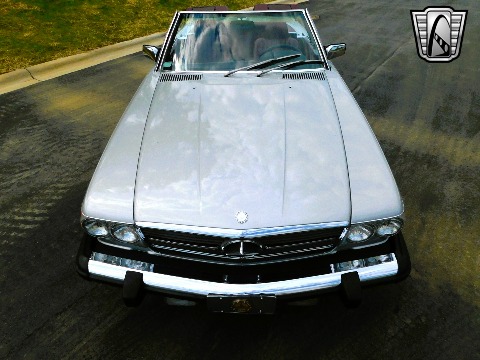 1987 Mercedes-Benz 560SL image 24