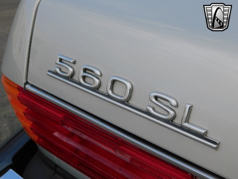1987 Mercedes-Benz 560SL image 53