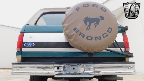 1996 Ford Bronco image 31