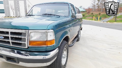 1996 Ford Bronco image 84