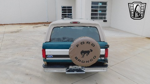 1996 Ford Bronco image 92