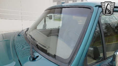 1996 Ford Bronco image 95