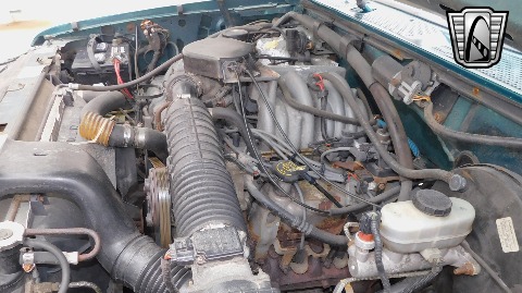 1996 Ford Bronco image 18