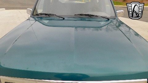 1996 Ford Bronco image 44