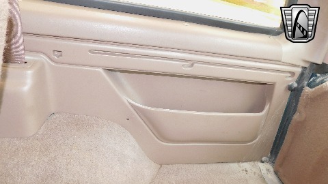 1996 Ford Bronco image 70