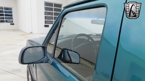 1996 Ford Bronco image 97