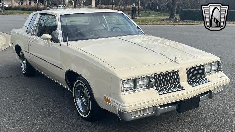 1984 Oldsmobile Cutlass image 8