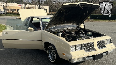 1984 Oldsmobile Cutlass image 15