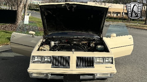 1984 Oldsmobile Cutlass image 16
