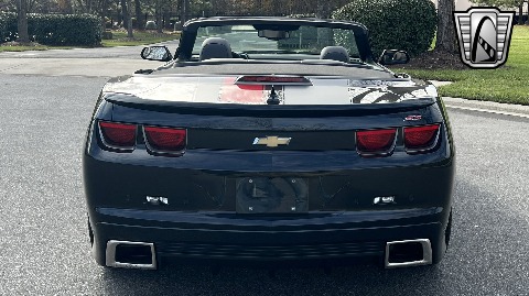 2012 Chevrolet Camaro image 13