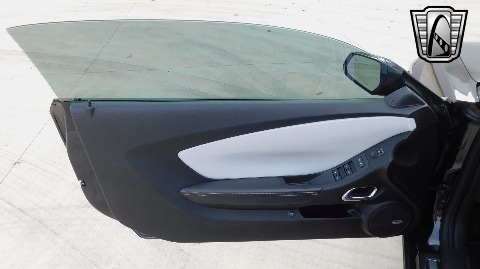 2012 Chevrolet Camaro image 18