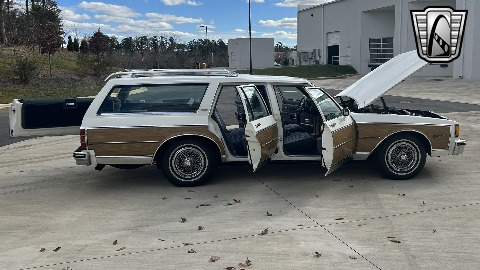 1984 Chevrolet Caprice image 15