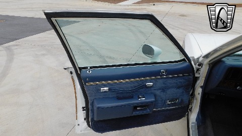 1984 Chevrolet Caprice image 18