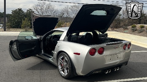 2007 Chevrolet Corvette image 12