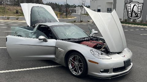 2007 Chevrolet Corvette image 16
