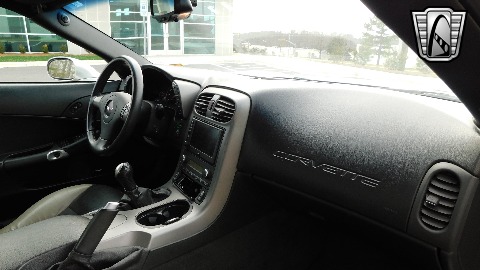 2007 Chevrolet Corvette image 24