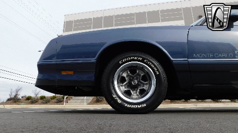 1983 Chevrolet Monte Carlo image 31
