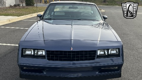 1983 Chevrolet Monte Carlo image 9