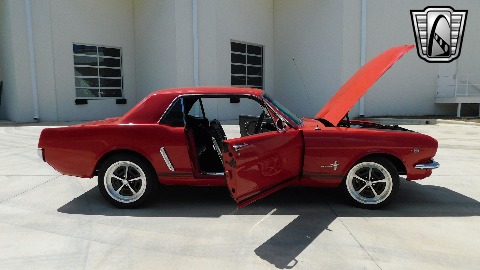 1965 Ford Mustang image 90